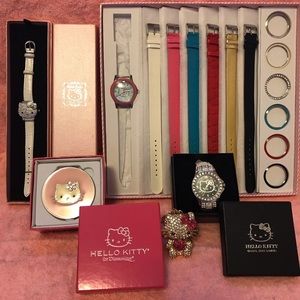 Hello kitty bundle. Watches, mirror and keychain